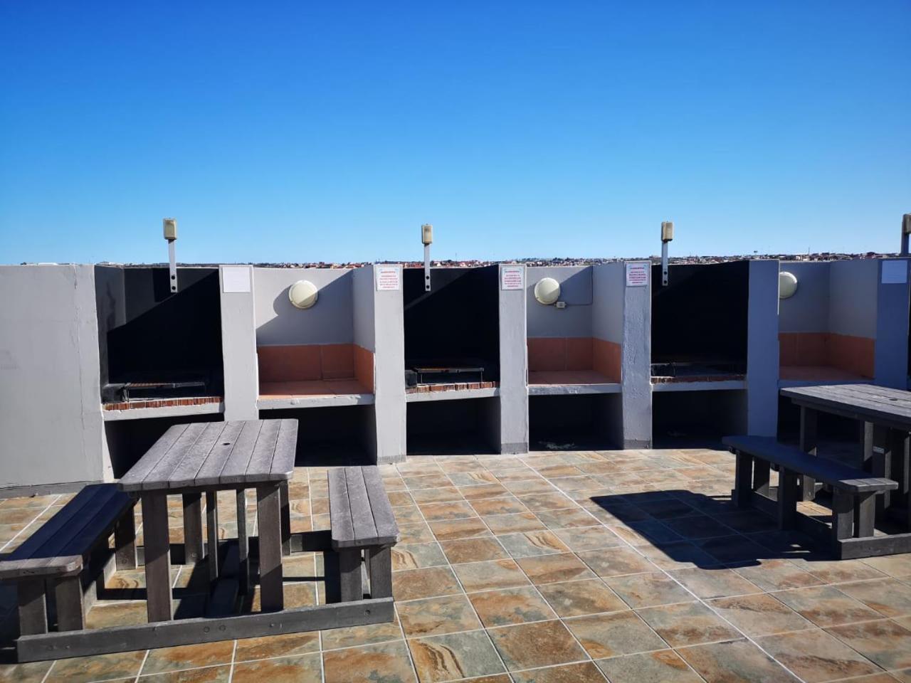 Vista Bonita Apartments Mossel Bay Exterior photo